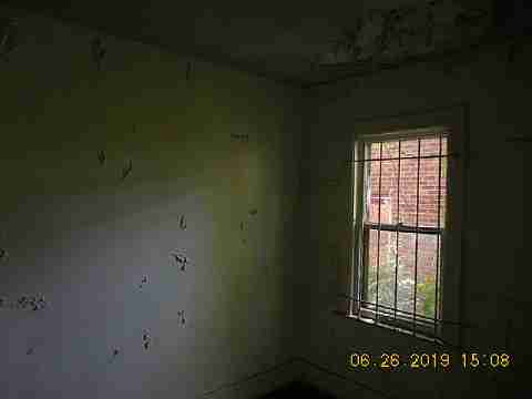 12405 Birwood (21)_m.jpg